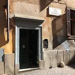 Garden Scarpetta